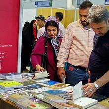 گزارش تصویری غرفه شهرستان ادب در دومین روز نمایشگاه بین المللی کتاب تهران