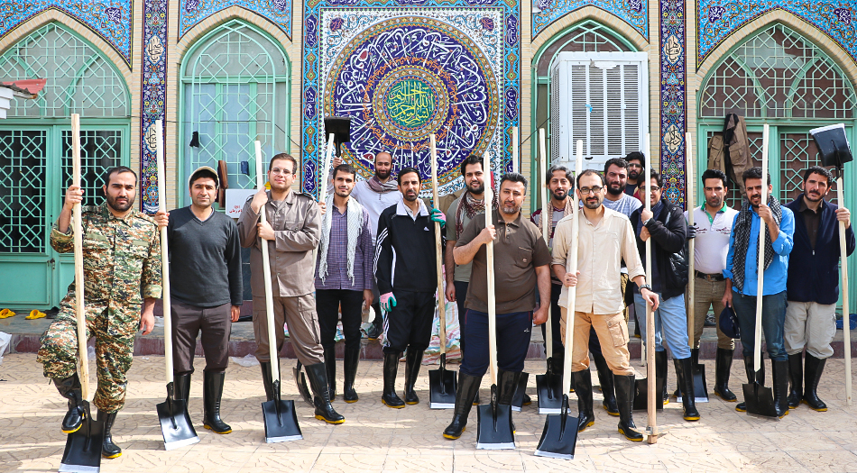 گزارشی از حضور «کاروان شاعران و نویسندگان جهادی» شهرستان ادب در مناطق سیل‌زده